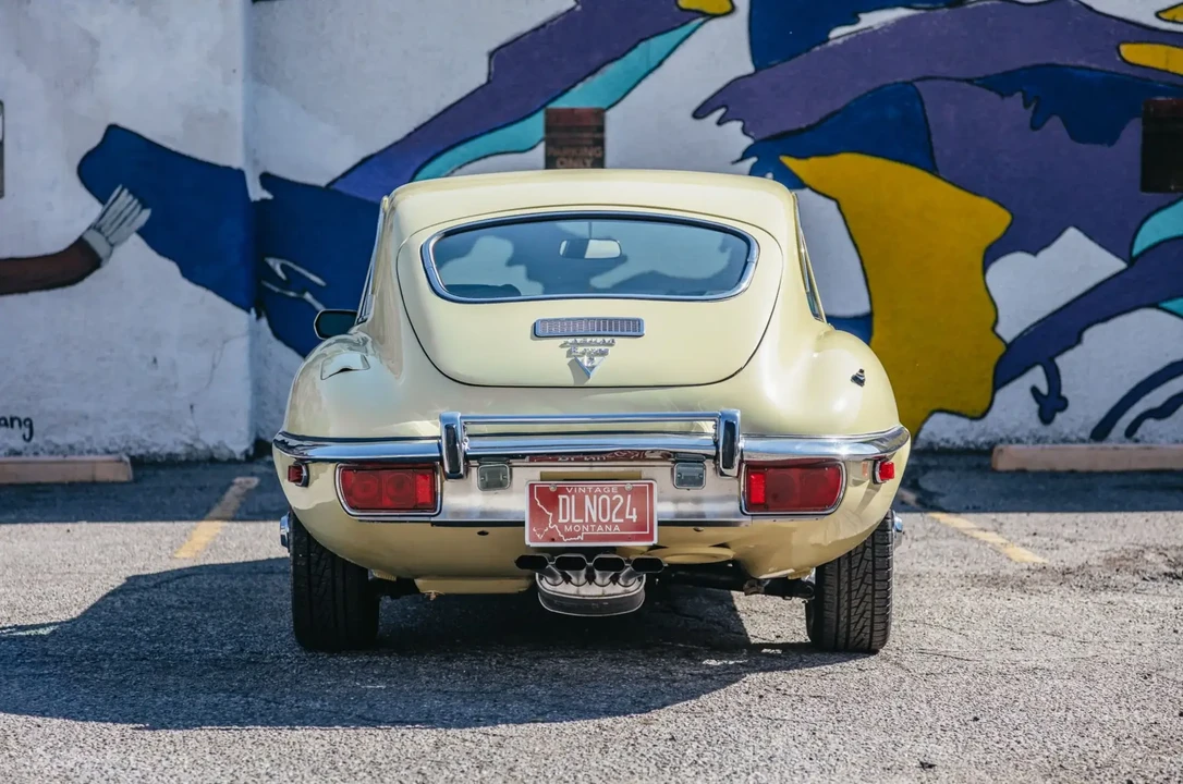 1972 Jaguar E-Type Series 3 V12 2+2 - Image 5 of 6