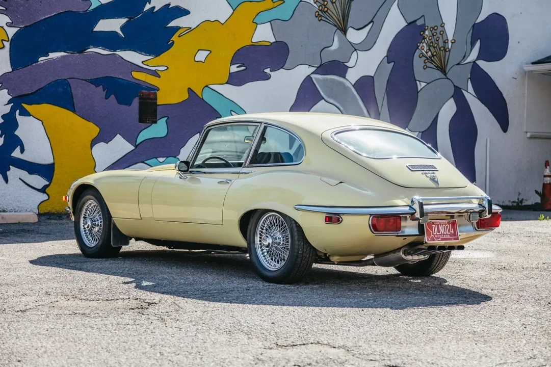 1972 Jaguar E-Type Series 3 V12 2+2 - Image 4 of 6