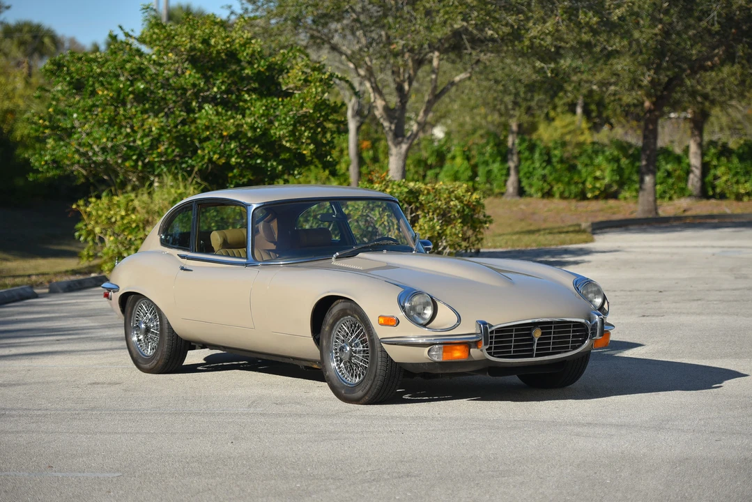 1972 Jaguar E-Type Series 3 V12 2+2 - Image 2 of 31