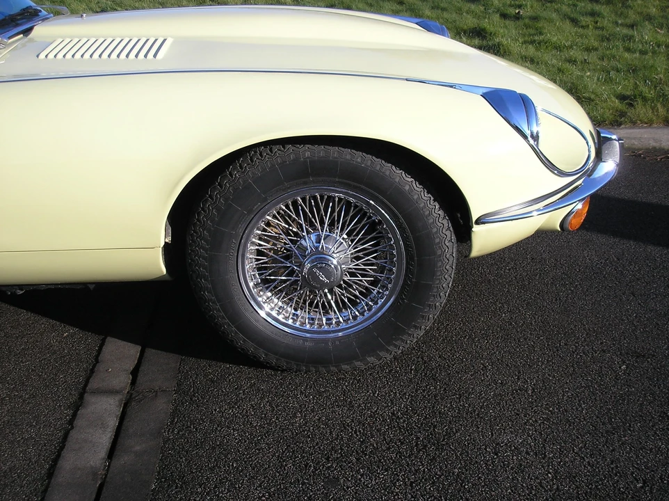 1972 Jaguar E-Type Series 3 V12 - Image 2 of 5