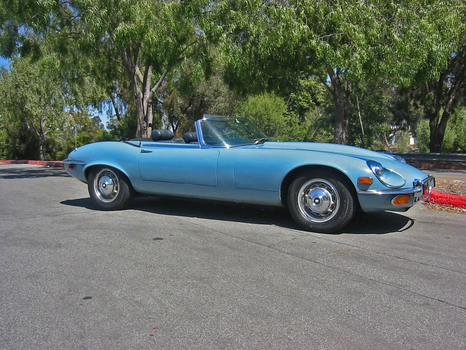 1972 Jaguar E-Type Series 3 V12 - Image 2 of 3