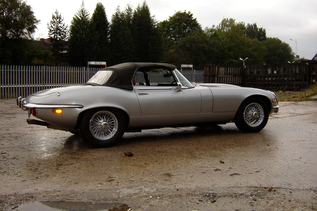 1972 Jaguar E-Type Series 3 V12 - Image 4 of 4