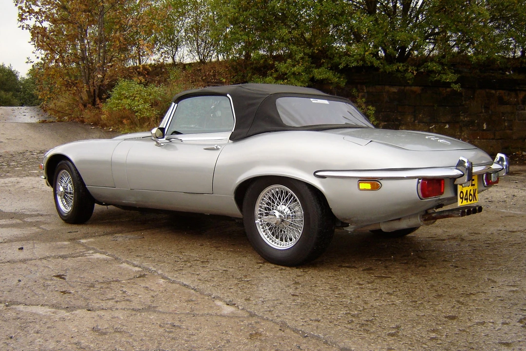 1972 Jaguar E-Type Series 3 V12 - Image 2 of 4