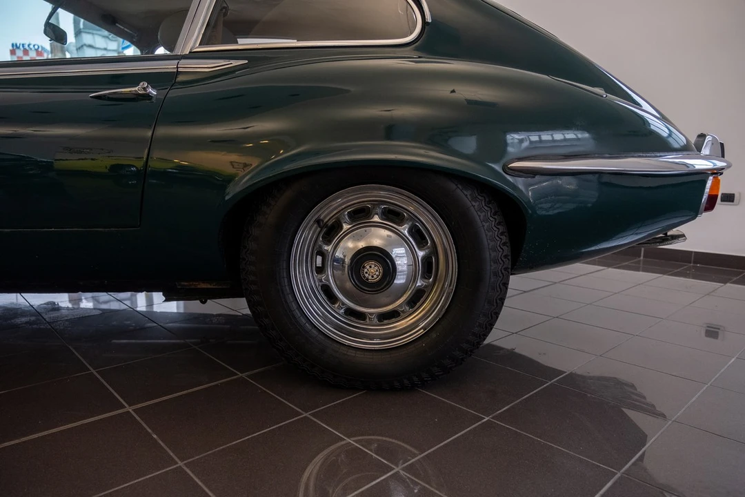 1972 Jaguar E-Type Series 3 V12 2+2 - Image 8 of 30