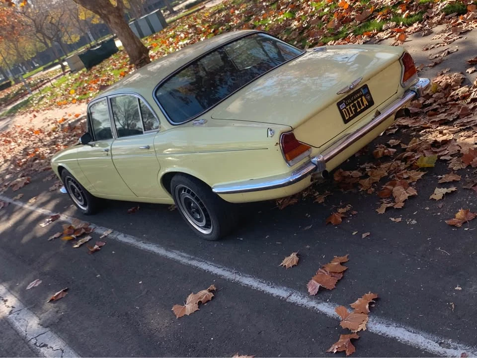 1972 Jaguar XJ Series 1 - Image 2 of 5