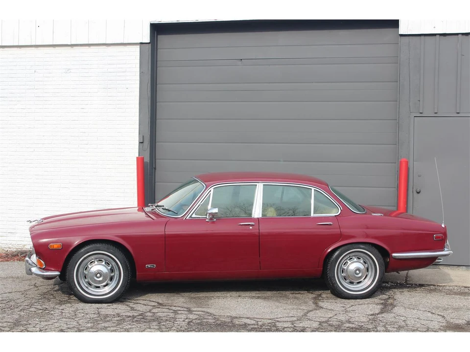 1972 Jaguar XJ Series 1 - Image 11 of 31