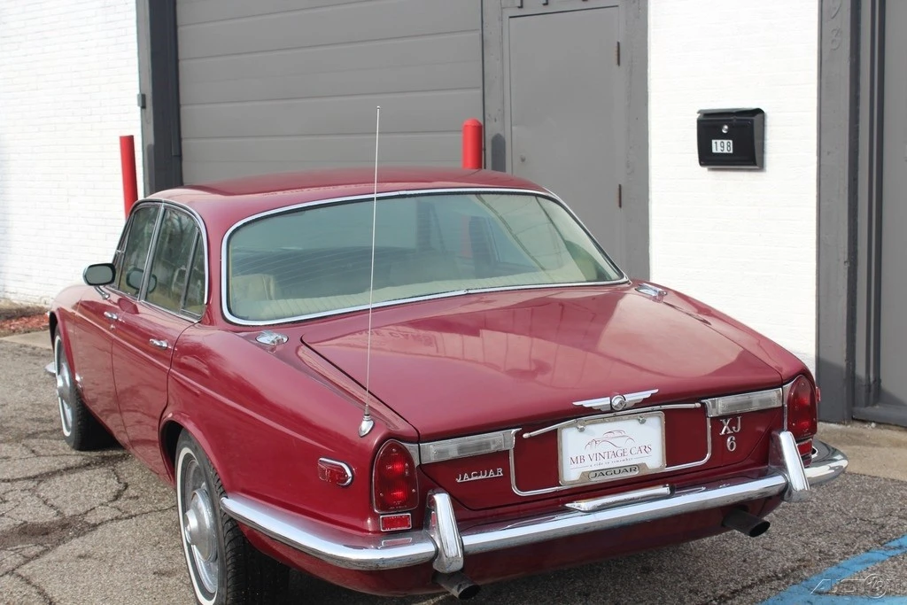 1972 Jaguar XJ Series 1 - Image 3 of 21