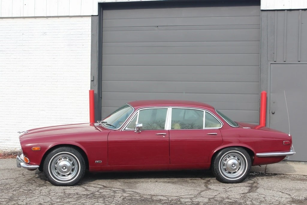1972 Jaguar XJ Series 1 - Image 11 of 21