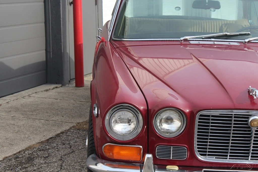 1972 Jaguar XJ Series 1 - Image 9 of 21
