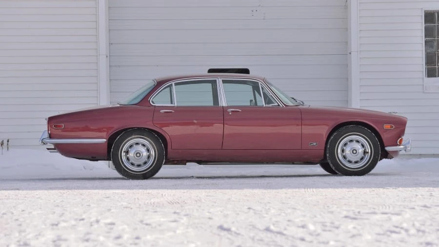 1972 Jaguar XJ Series 1 - Image 2 of 12