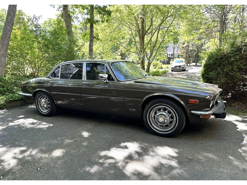 1972 Jaguar XJ Series 1 - Image 2 of 31