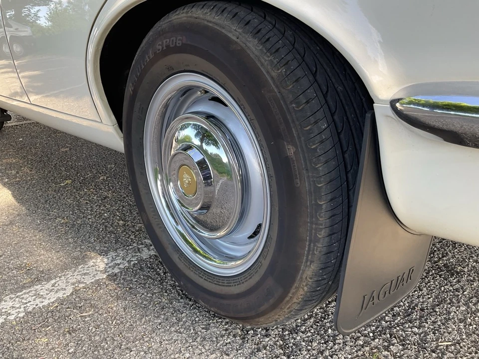 1972 Jaguar XJ Series 1 - Image 19 of 30
