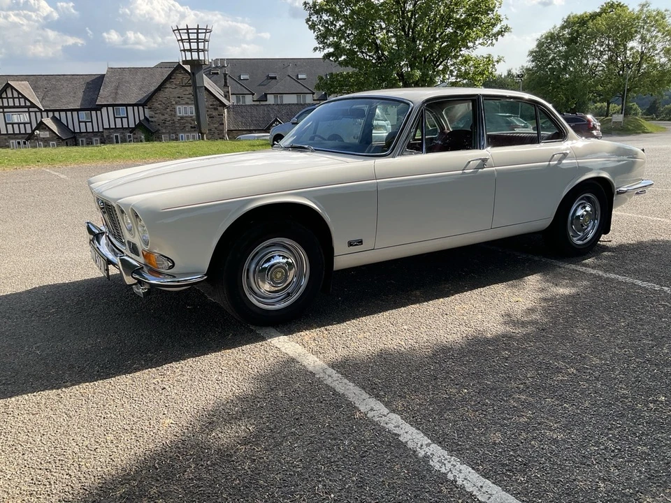 1972 Jaguar XJ Series 1 - Image 9 of 30