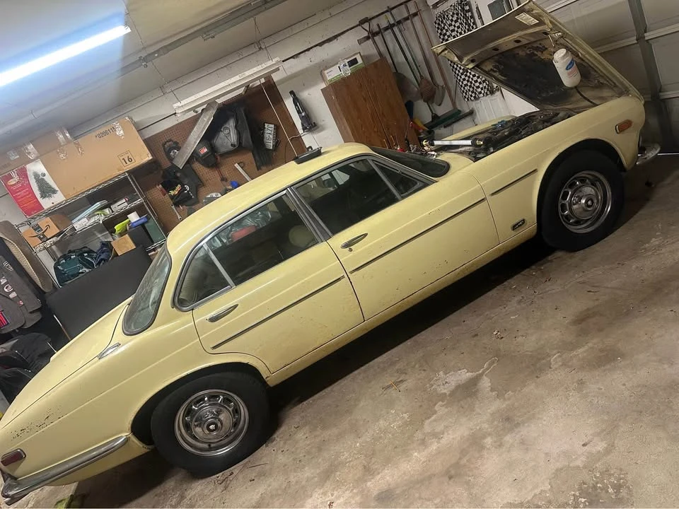 1972 Jaguar XJ Series 1 - Image 3 of 8