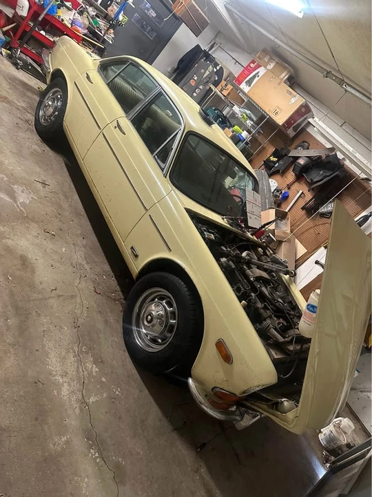 1972 Jaguar XJ Series 1 - Image 2 of 8