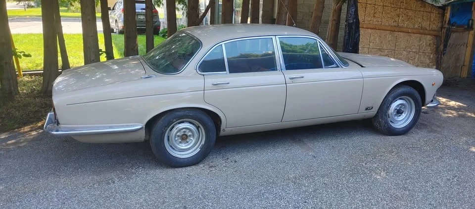 1972 Jaguar XJ Series 1 - Image 2 of 5