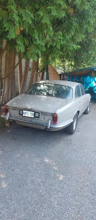 1972 Jaguar XJ Series 1 - Image 3 of 5