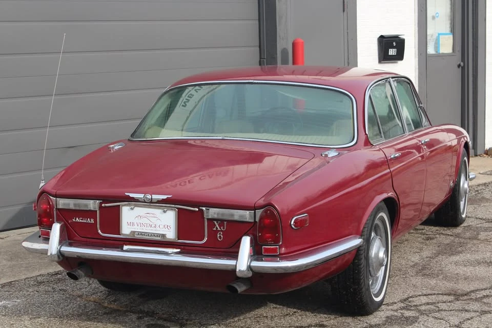 1972 Jaguar XJ Series 1 - Image 2 of 19