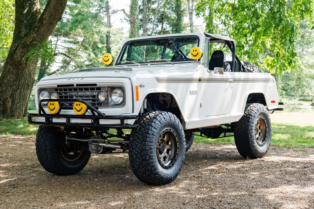 1972 Jeep Jeepster Commando - Image 2 of 31