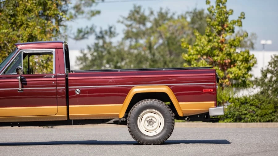 1972 Jeep SJ Gladiator - Image 17 of 22