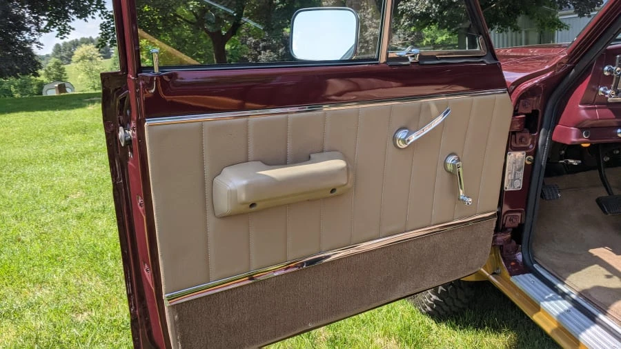 1972 Jeep SJ Gladiator - Image 10 of 17