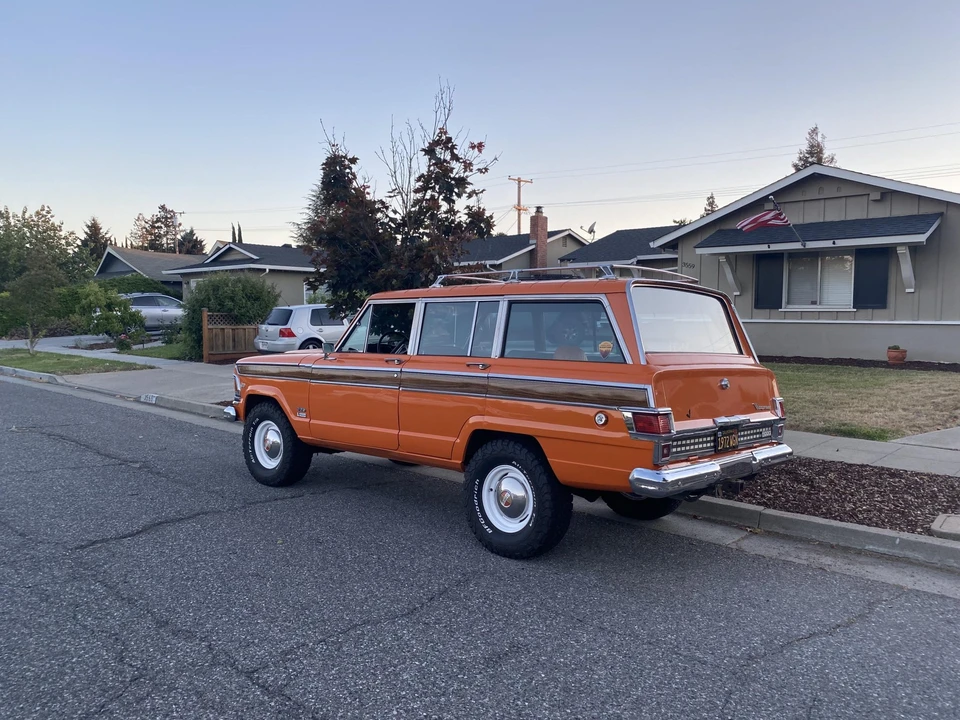1972 Jeep SJ Wagoneer - Image 11 of 31