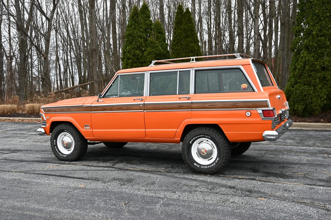 1972 Jeep SJ Wagoneer - Image 10 of 31