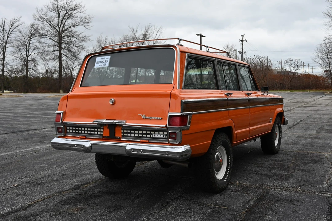 1972 Jeep SJ Wagoneer - Image 14 of 31