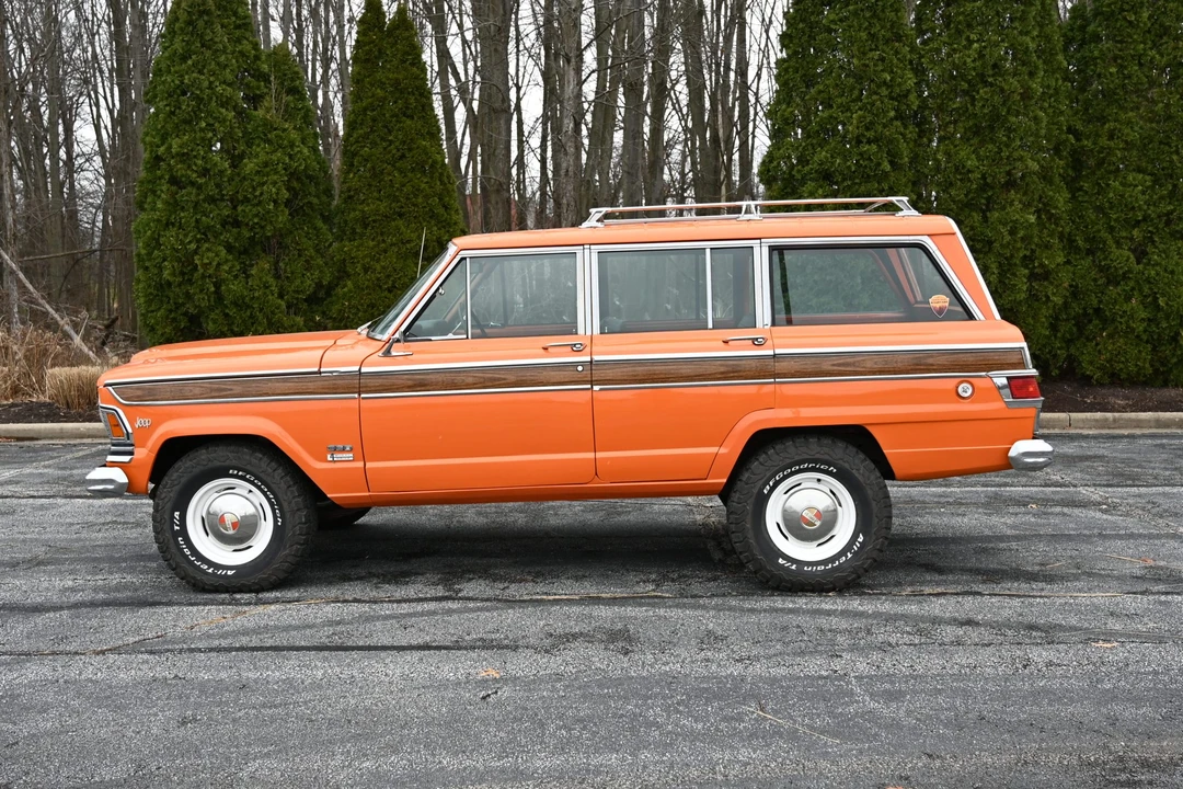 1972 Jeep SJ Wagoneer - Image 9 of 31