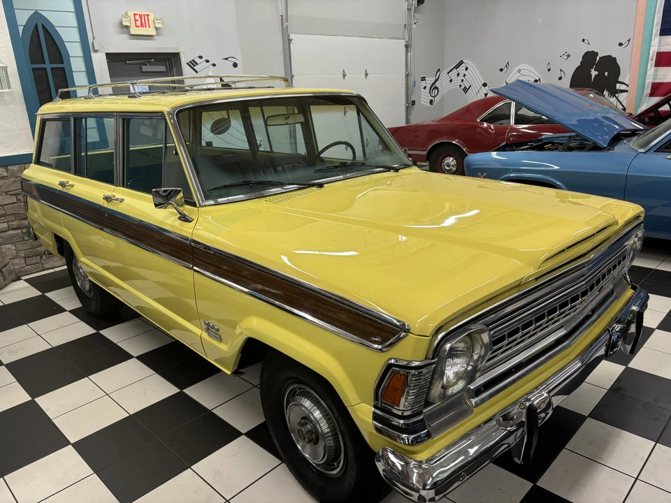 1972 Jeep SJ Wagoneer - Image 11 of 31