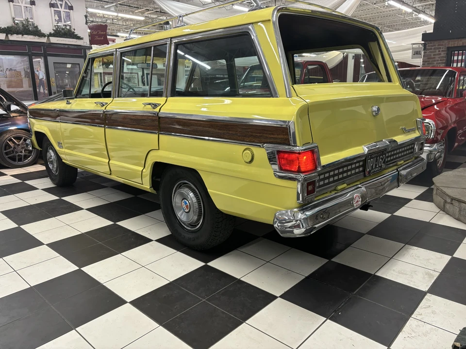 1972 Jeep SJ Wagoneer - Image 7 of 31