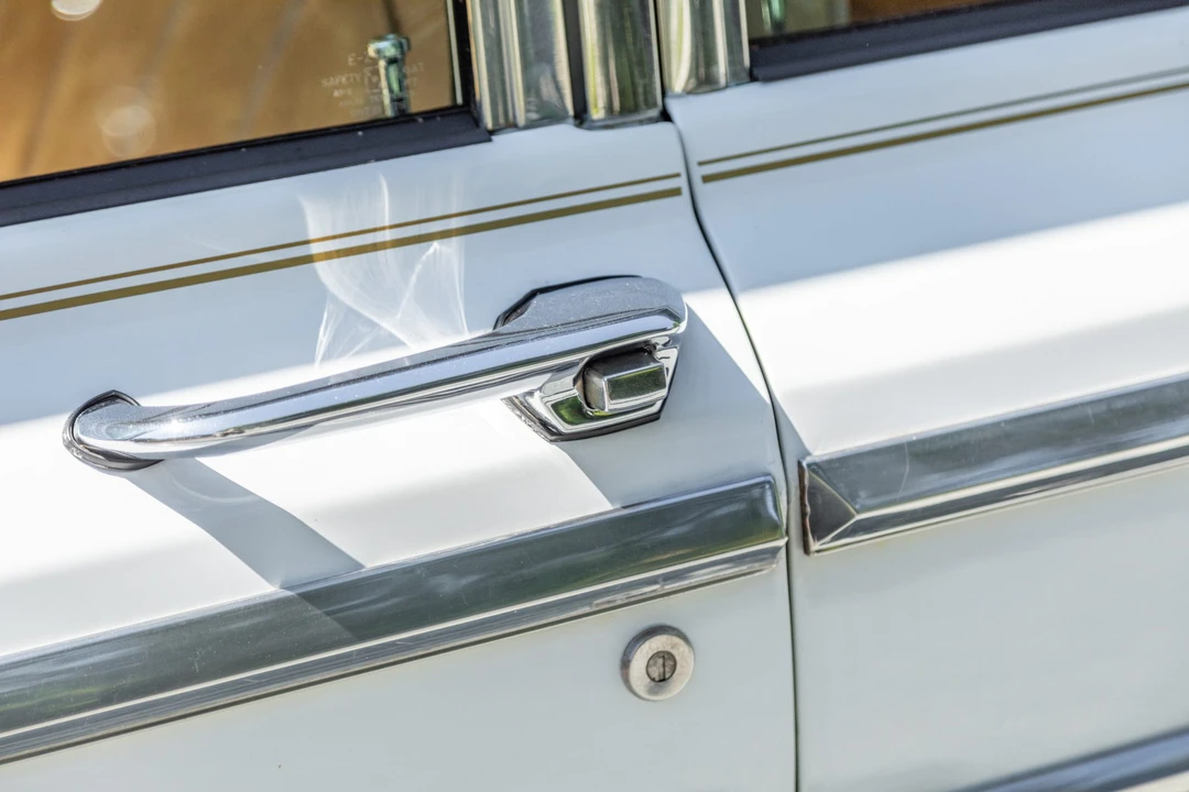 1972 Jeep SJ Wagoneer - Image 11 of 31