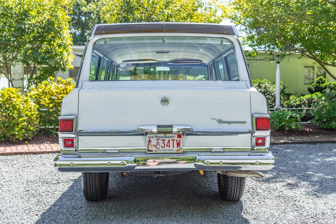 1972 Jeep SJ Wagoneer - Image 6 of 31