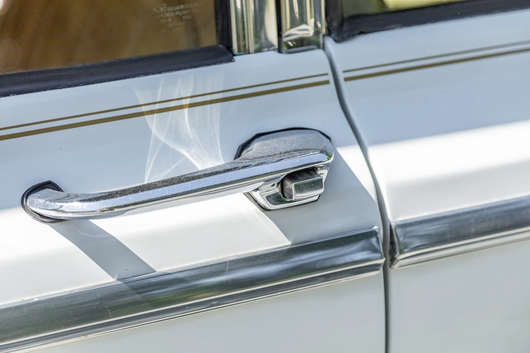 1972 Jeep SJ Wagoneer - Image 10 of 31