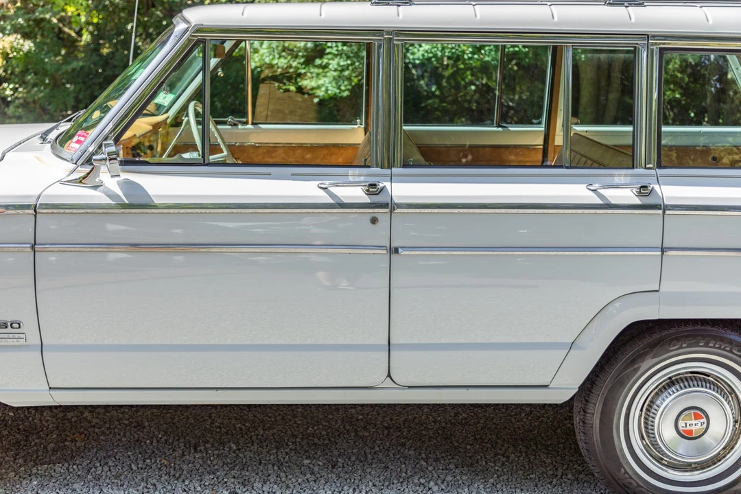 1972 Jeep SJ Wagoneer - Image 9 of 31