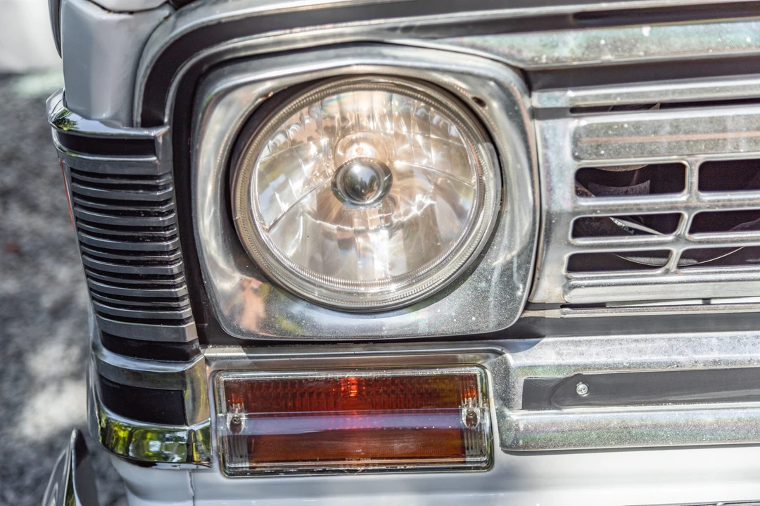 1972 Jeep SJ Wagoneer - Image 22 of 31