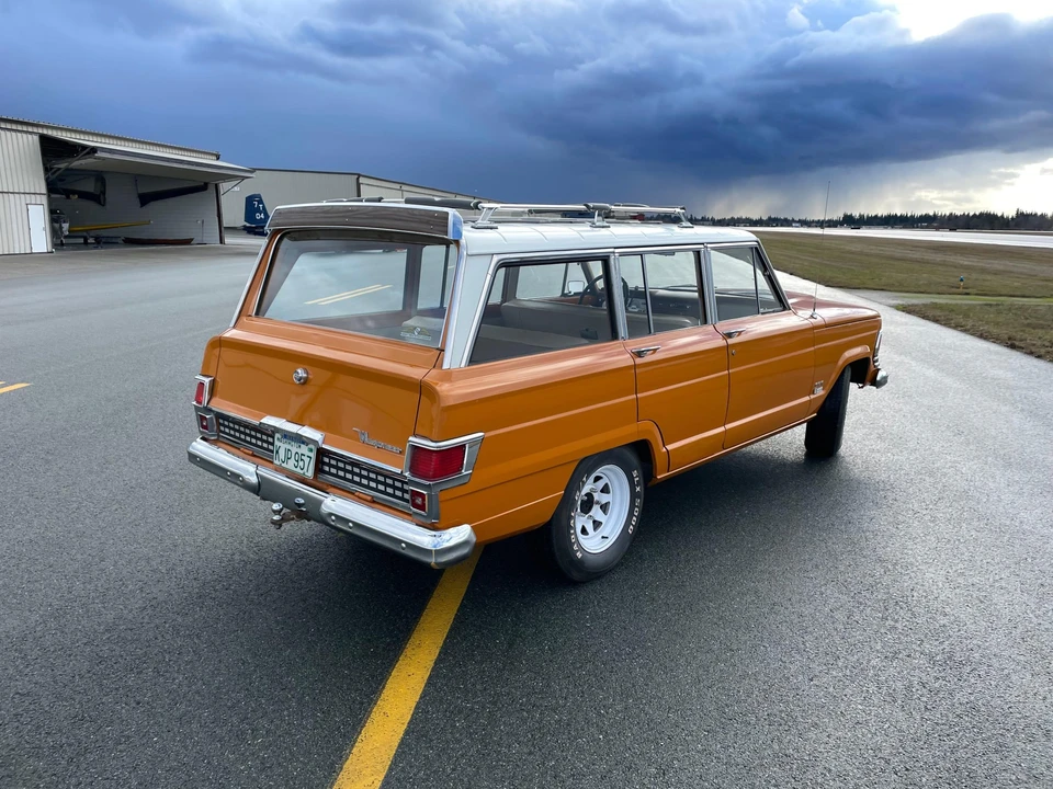 1972 Jeep SJ Wagoneer - Image 12 of 31