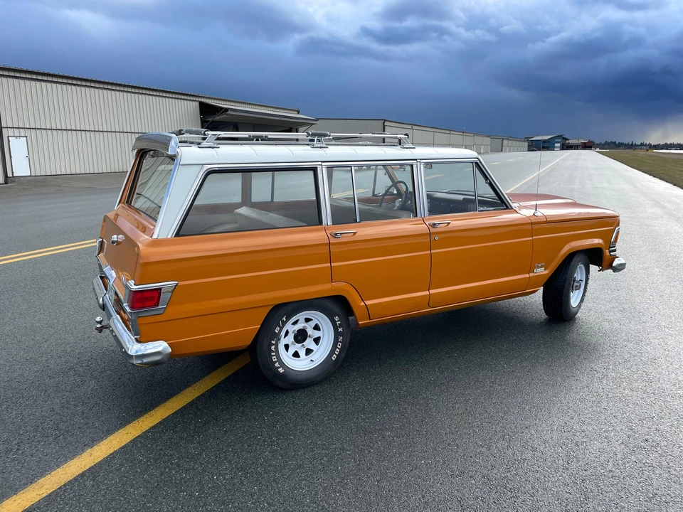 1972 Jeep SJ Wagoneer - Image 10 of 31