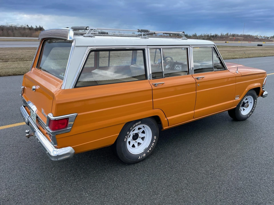 1972 Jeep SJ Wagoneer - Image 11 of 31