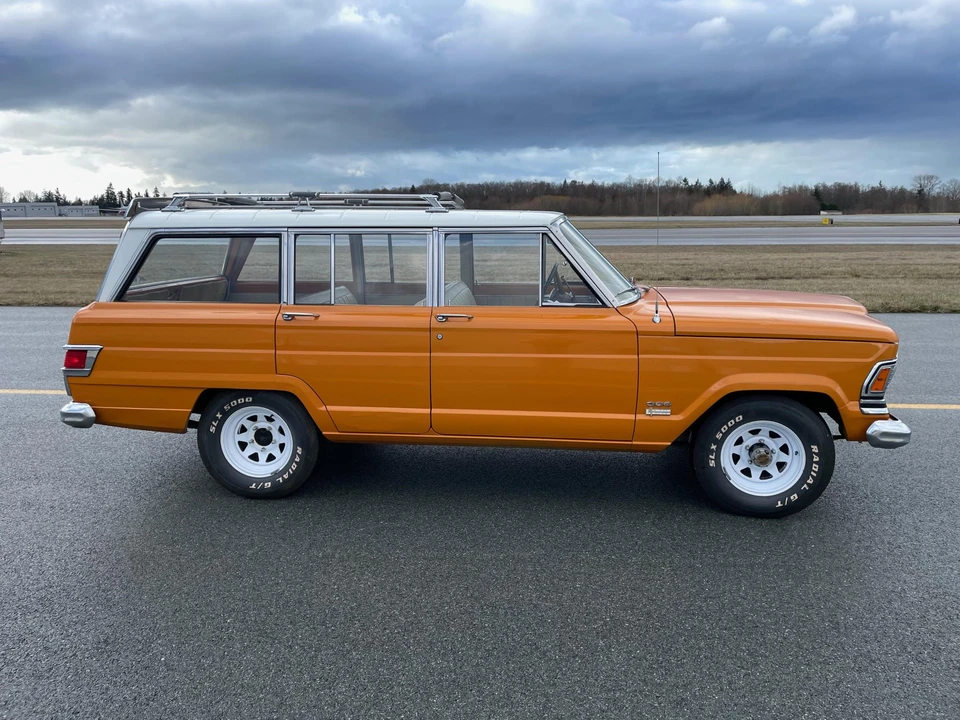1972 Jeep SJ Wagoneer - Image 8 of 31