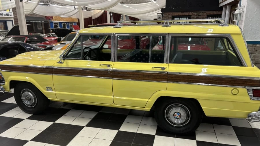 1972 Jeep SJ Wagoneer - Image 12 of 31