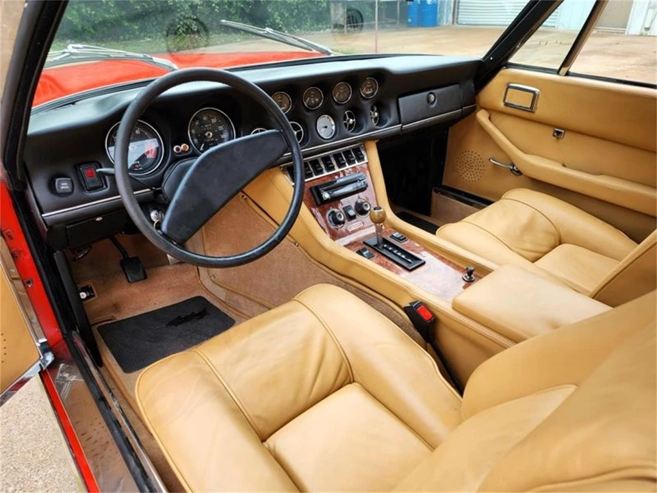 1972 Jensen Interceptor - Image 11 of 12