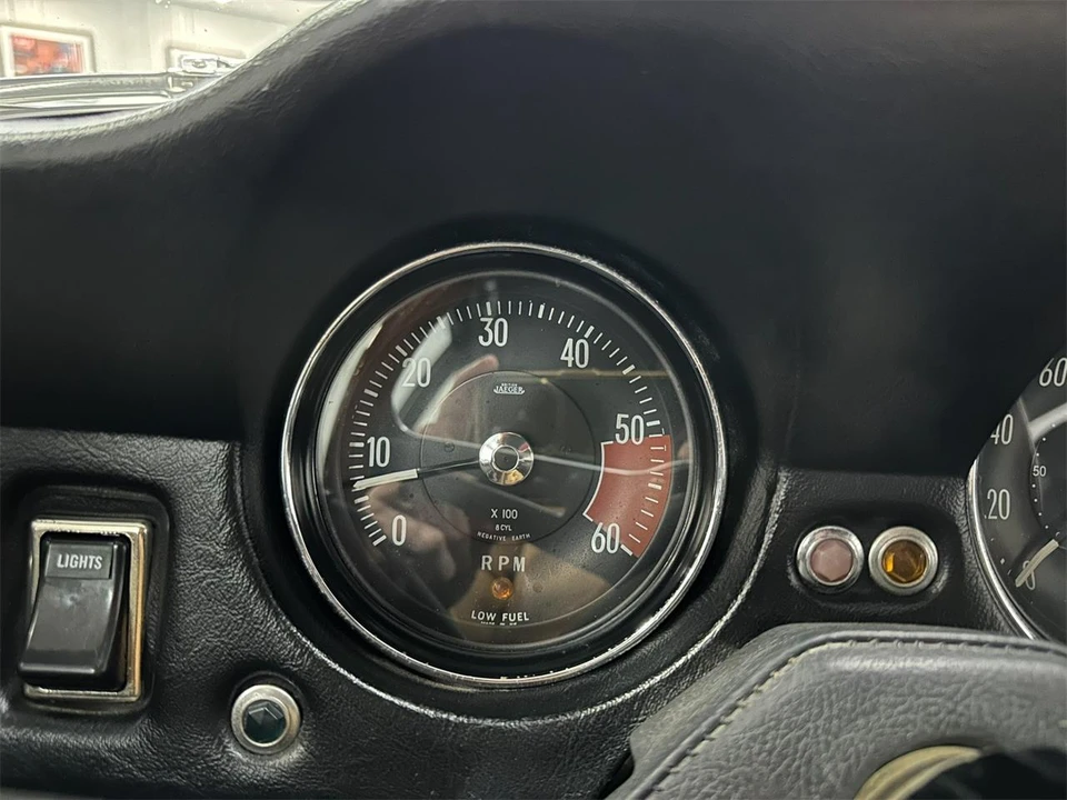 1972 Jensen Interceptor - Image 25 of 31