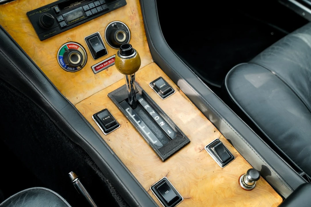 1970 Jensen Interceptor - Image 27 of 30