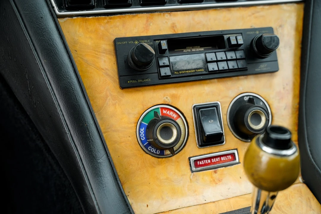 1970 Jensen Interceptor - Image 26 of 30