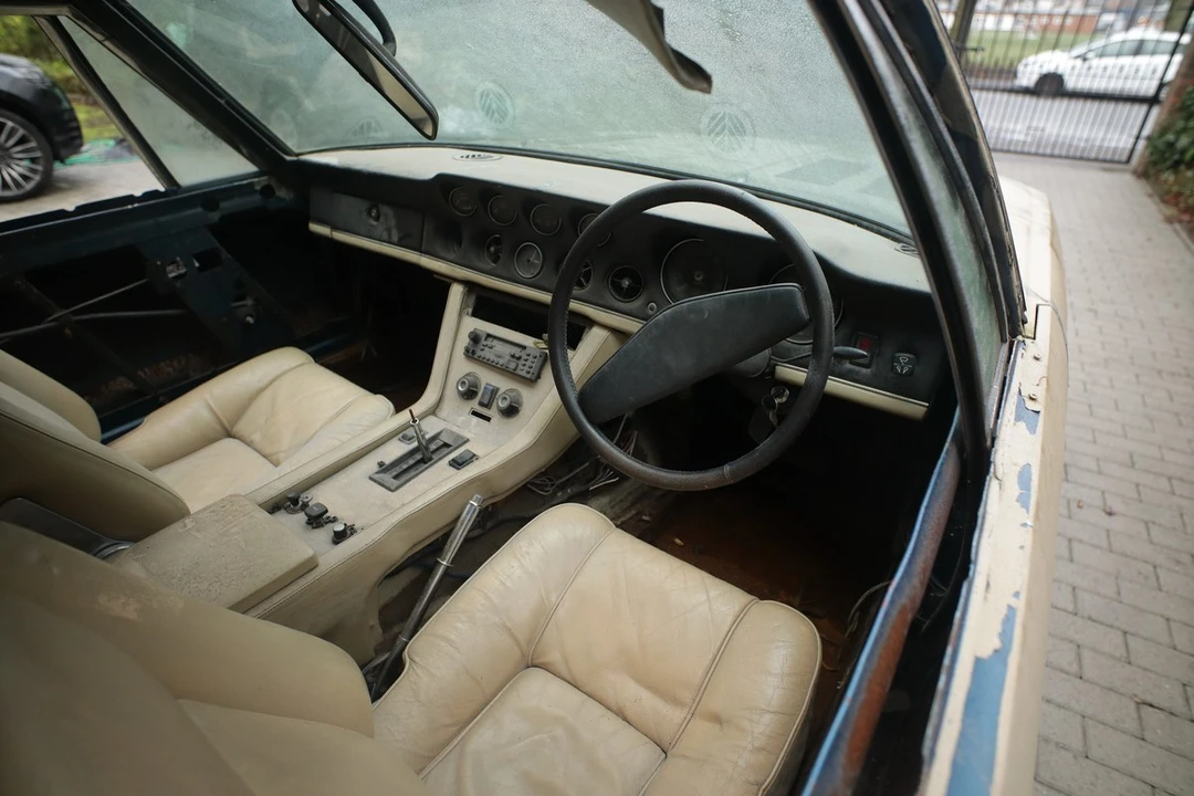 1974 Jensen Interceptor - Image 14 of 30