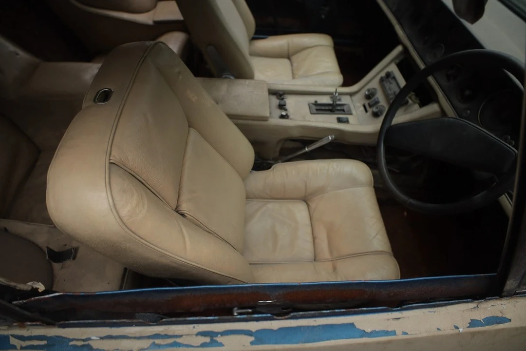1974 Jensen Interceptor - Image 12 of 30