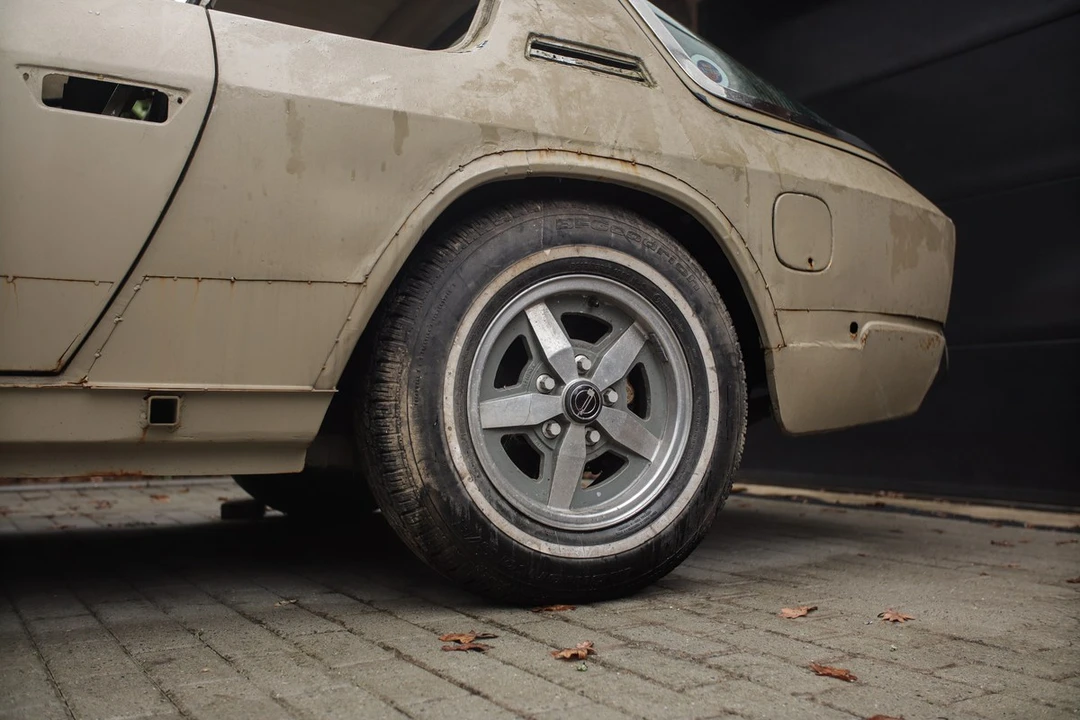 1974 Jensen Interceptor - Image 21 of 30