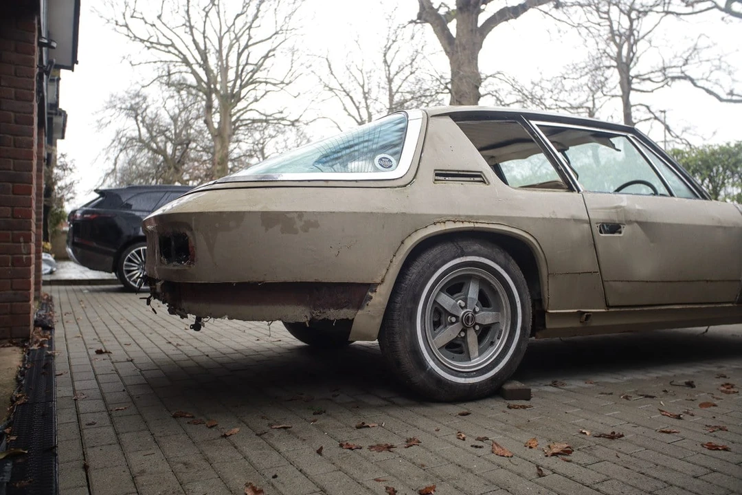 1974 Jensen Interceptor - Image 28 of 30