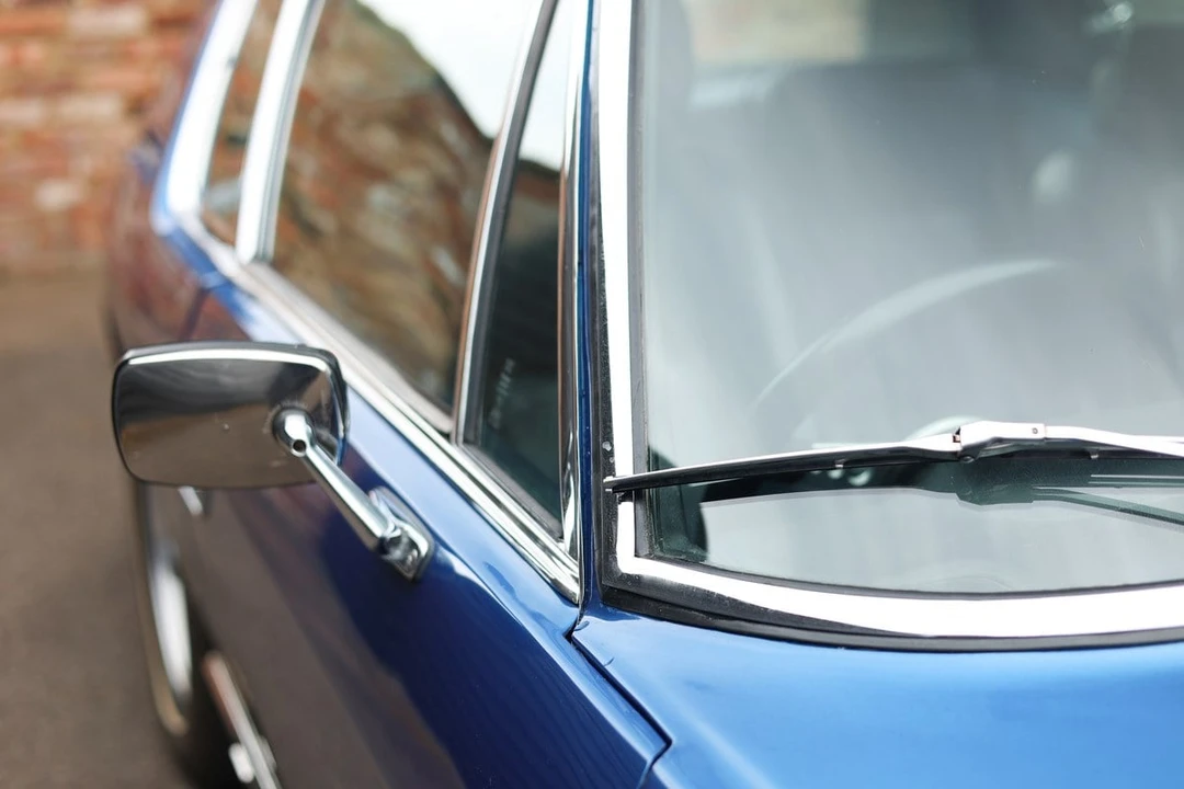 1972 Jensen Interceptor - Image 14 of 31